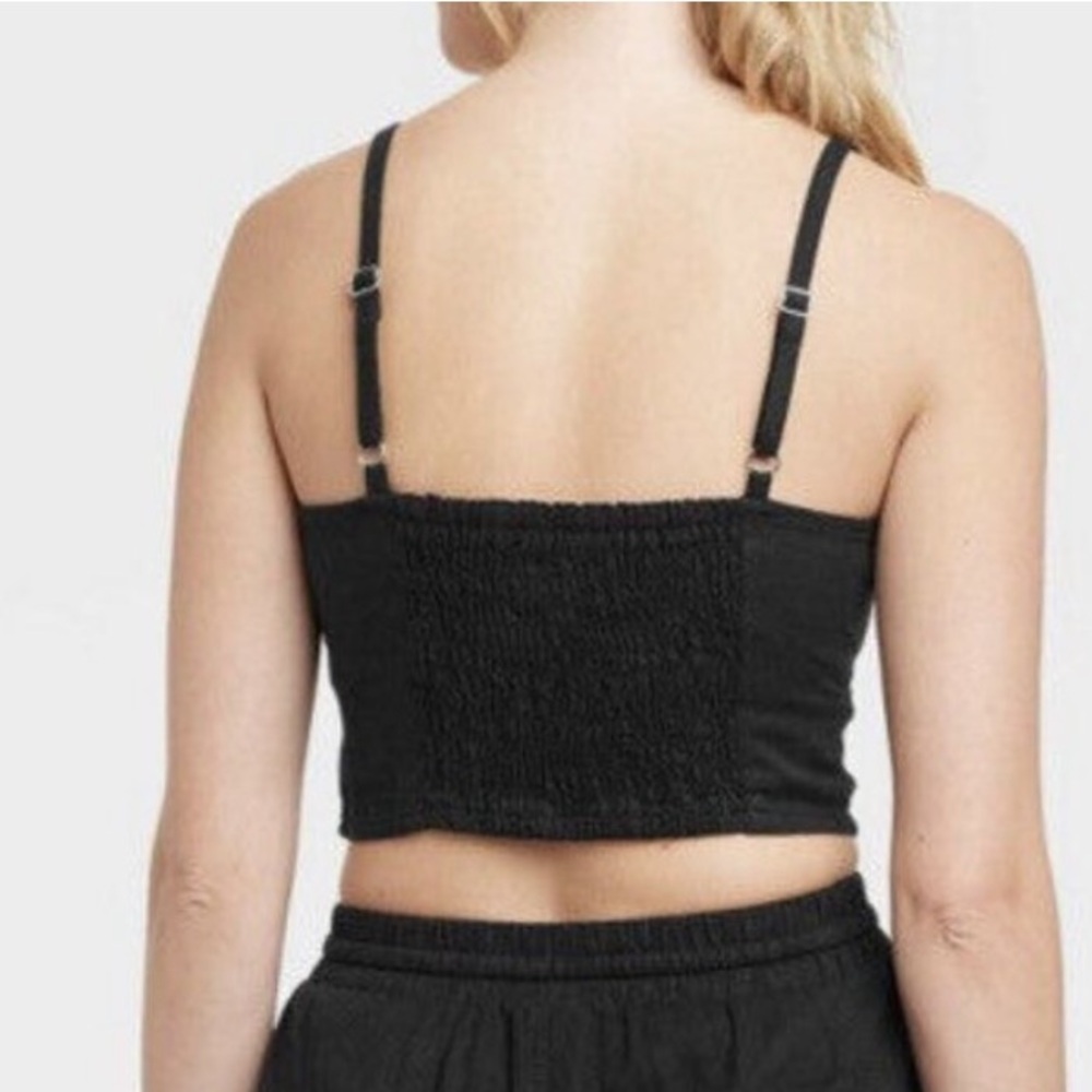 Universal Thread Black Smocked Crop Tank – Size M - Picture 2 of 7